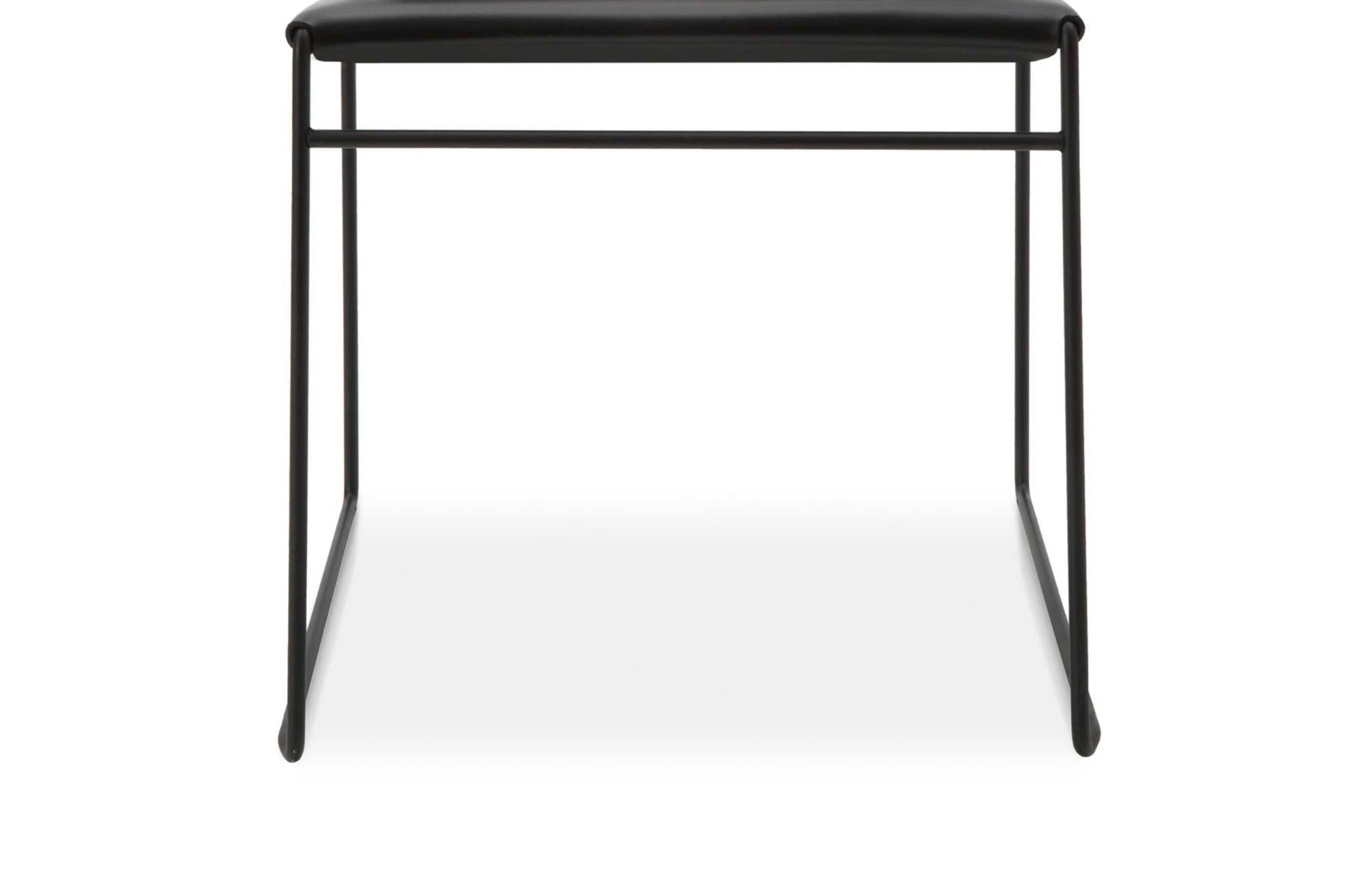 https://a.1stdibscdn.com/kazuhide-takahama-tulu-chair-for-cassina-for-sale-picture-5/f_14272/f_427096221734018702717/Captura_de_pantalla_2024_12_12_a_las_16_49_50_master.jpg