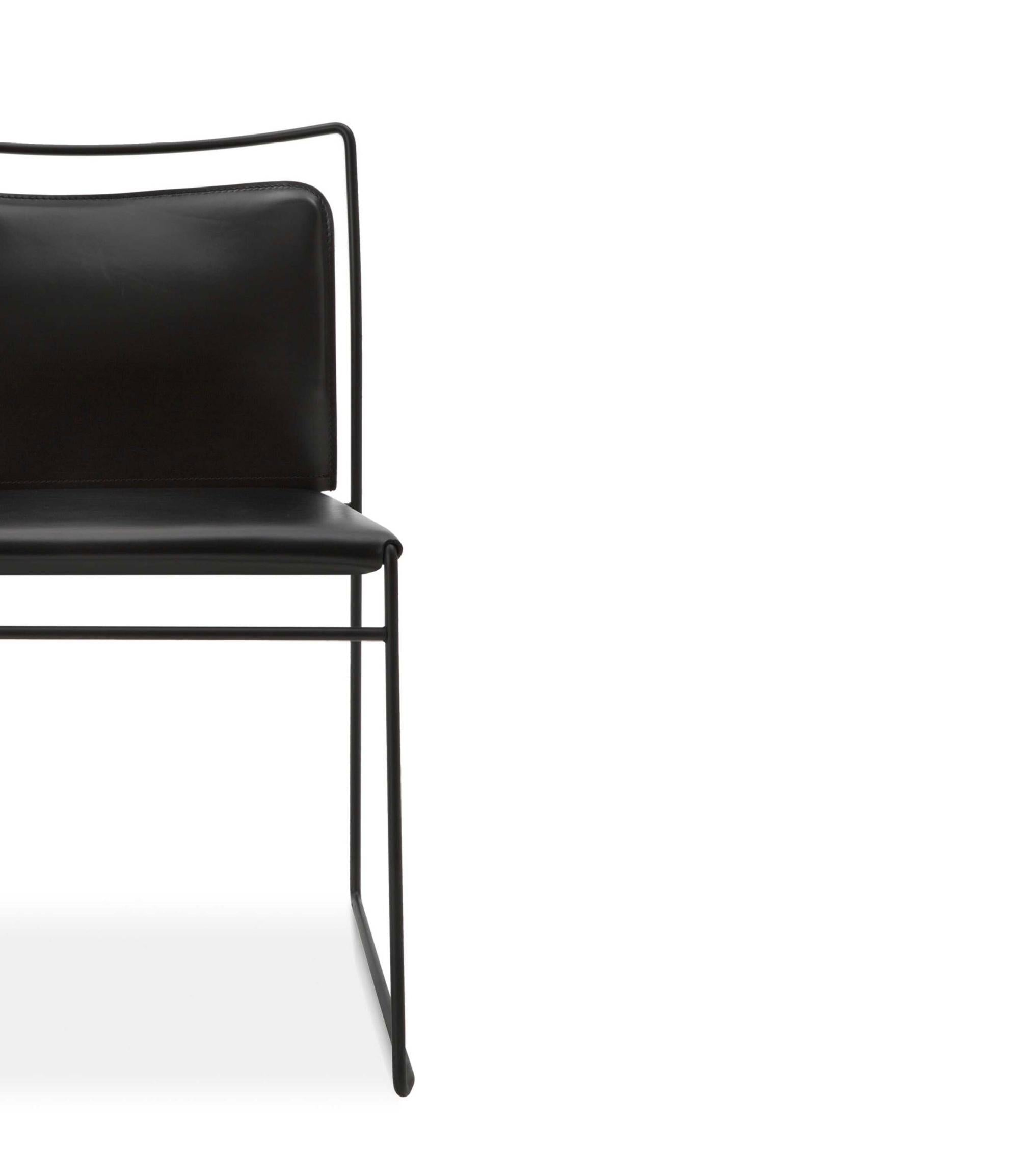 https://a.1stdibscdn.com/kazuhide-takahama-tulu-chair-for-cassina-for-sale-picture-3/f_14272/f_427096221734018702896/Captura_de_pantalla_2024_12_12_a_las_16_49_54_master.jpg