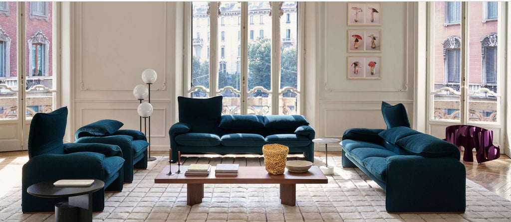 https://a.1stdibscdn.com/vico-magistretti-maralunga-two-seater-sofa-for-cassina-for-sale-picture-13/f_14272/f_426989921733988352707/Captura_de_pantalla_2024_12_12_a_las_7_55_13_master.jpg