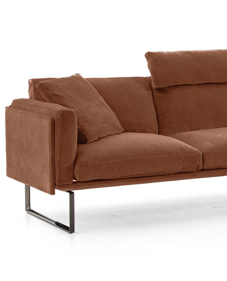 https://a.1stdibscdn.com/piero-lissoni-8-modular-sofa-for-cassina-for-sale-picture-3/f_14272/f_430679721736319501559/Captura_de_pantalla_2025_01_08_a_las_7_56_00_master.jpg?width=768