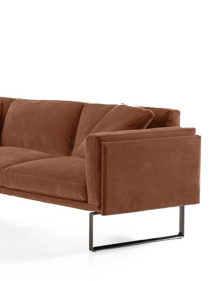 https://a.1stdibscdn.com/piero-lissoni-8-modular-sofa-for-cassina-for-sale-picture-8/f_14272/f_430679721736319501496/Captura_de_pantalla_2025_01_08_a_las_7_56_27_master.jpg?width=768