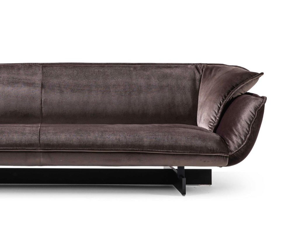 https://a.1stdibscdn.com/patricia-urquiola-beam-sofa-system-for-cassina-for-sale-picture-3/f_14272/f_430681521736323440993/Captura_de_pantalla_2025_01_08_a_las_9_01_28_master.jpg