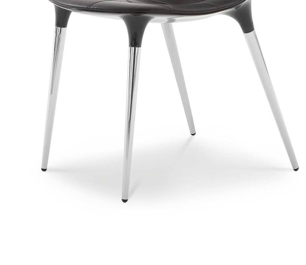 https://a.1stdibscdn.com/philippe-starck-caprice-245-chair-for-cassina-for-sale-picture-7/f_14272/f_431184921736612754390/Captura_de_pantalla_2025_01_11_a_las_17_14_40_master.jpg