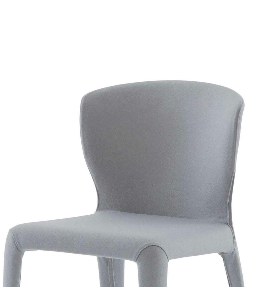 https://a.1stdibscdn.com/hannes-wettstein-hola-369-chair-for-cassina-for-sale-picture-6/f_14272/f_431482521736860511513/Captura_de_pantalla_2025_01_14_a_las_14_14_26_master.jpg