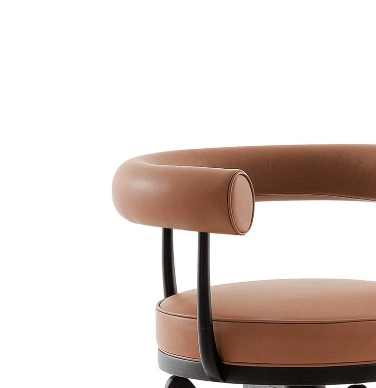 https://a.1stdibscdn.com/charlotte-perriand-indochine-chair-for-cassina-for-sale-picture-3/f_14272/f_431507121736869090729/Captura_de_pantalla_2025_01_14_a_las_16_37_35_master.jpg?width=768
