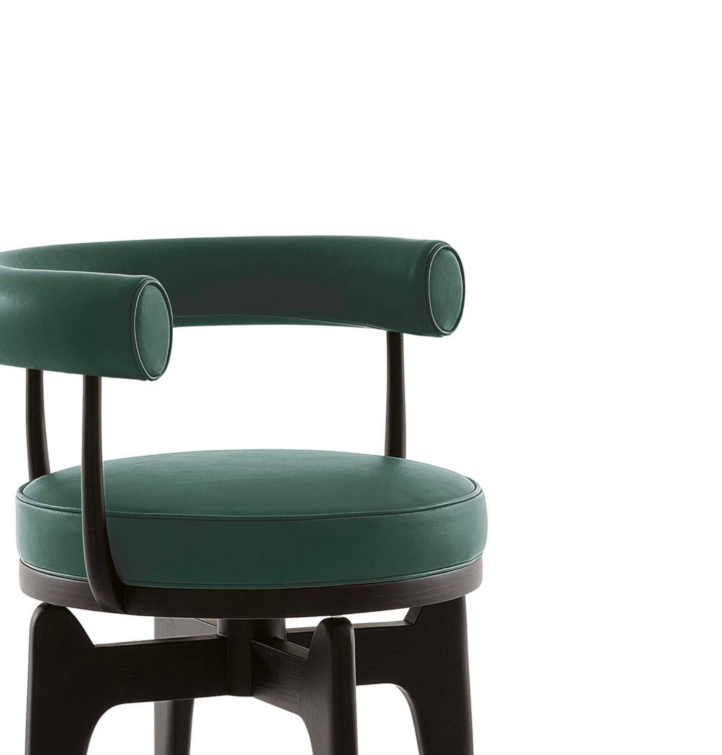 https://a.1stdibscdn.com/charlotte-perriand-indochine-chair-for-cassina-for-sale-picture-3/f_14272/f_431509721736869521514/Captura_de_pantalla_2025_01_14_a_las_16_42_34_master.jpg
