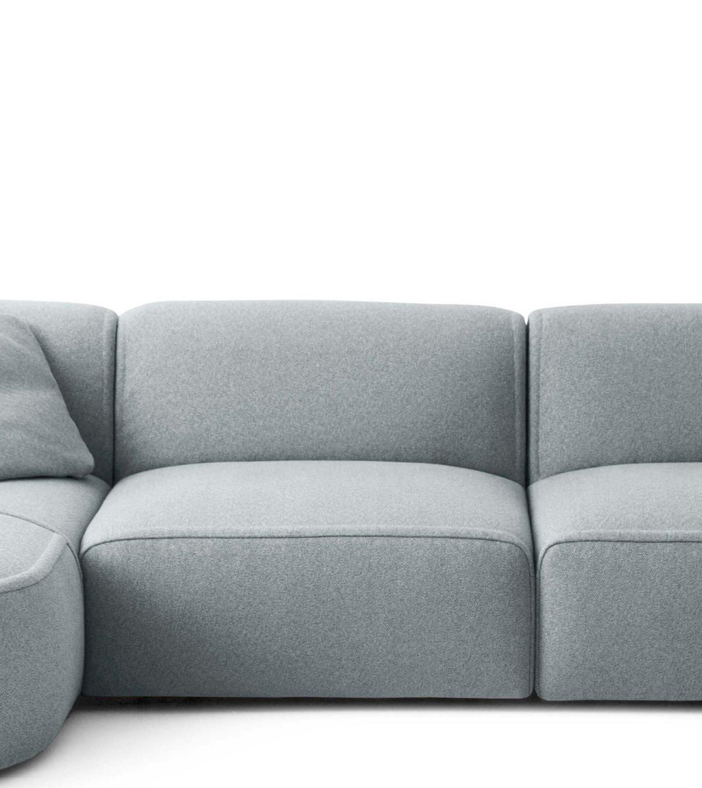 https://a.1stdibscdn.com/patricia-urquiola-bowl-sofa-for-cassina-for-sale-picture-7/f_14272/f_431638921736947365250/Captura_de_pantalla_2025_01_15_a_las_14_22_04_master.jpg