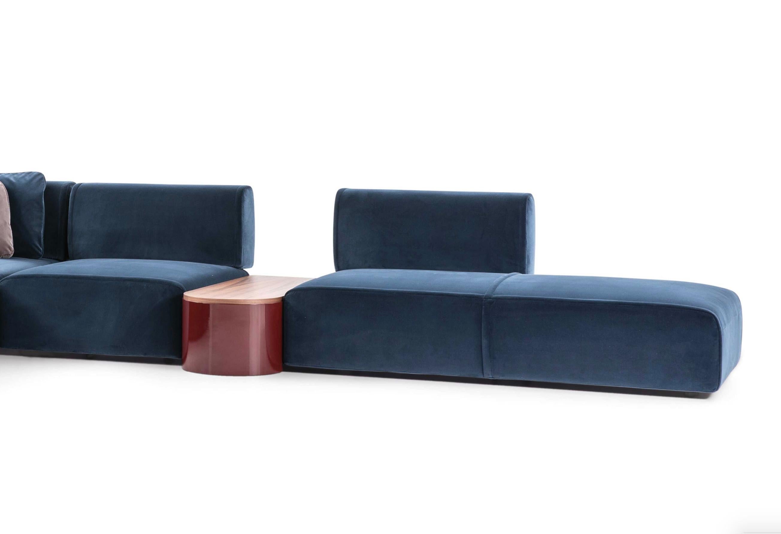 https://a.1stdibscdn.com/patricia-urquiola-bowl-sofa-for-cassina-for-sale-picture-6/f_14272/f_431645521736949949840/Captura_de_pantalla_2025_01_15_a_las_15_01_02_master.jpg