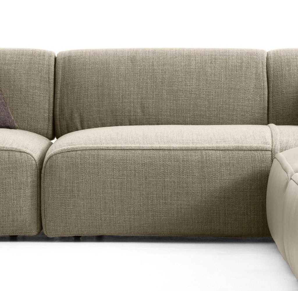 https://a.1stdibscdn.com/patricia-urquiola-bowl-sofa-for-cassina-for-sale-picture-4/f_14272/f_431648921736951139586/Captura_de_pantalla_2025_01_15_a_las_15_24_45_master.jpg