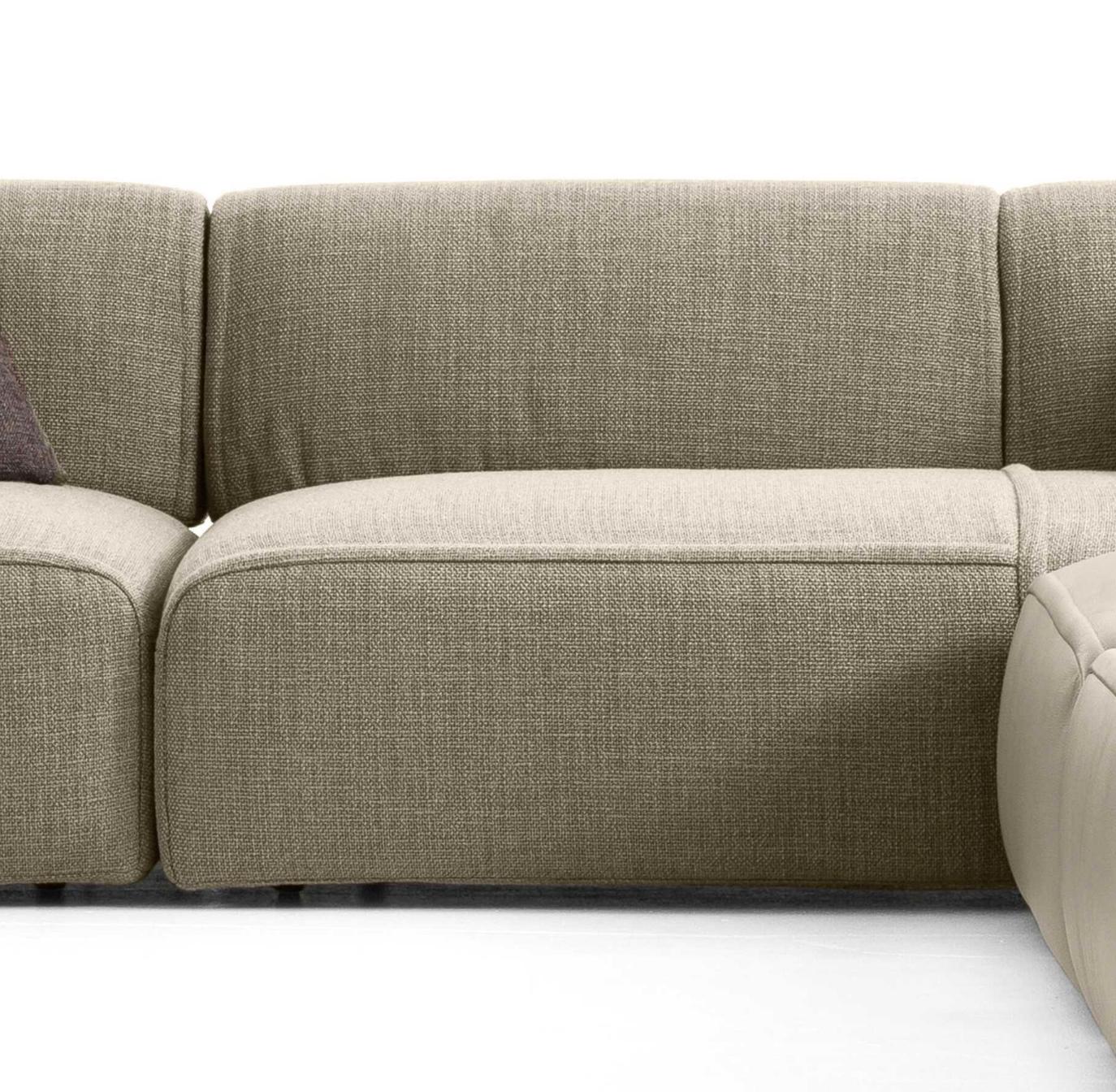 https://a.1stdibscdn.com/patricia-urquiola-bowl-sofa-for-cassina-for-sale-picture-4/f_14272/f_431648921736951139586/Captura_de_pantalla_2025_01_15_a_las_15_24_45_master.jpg