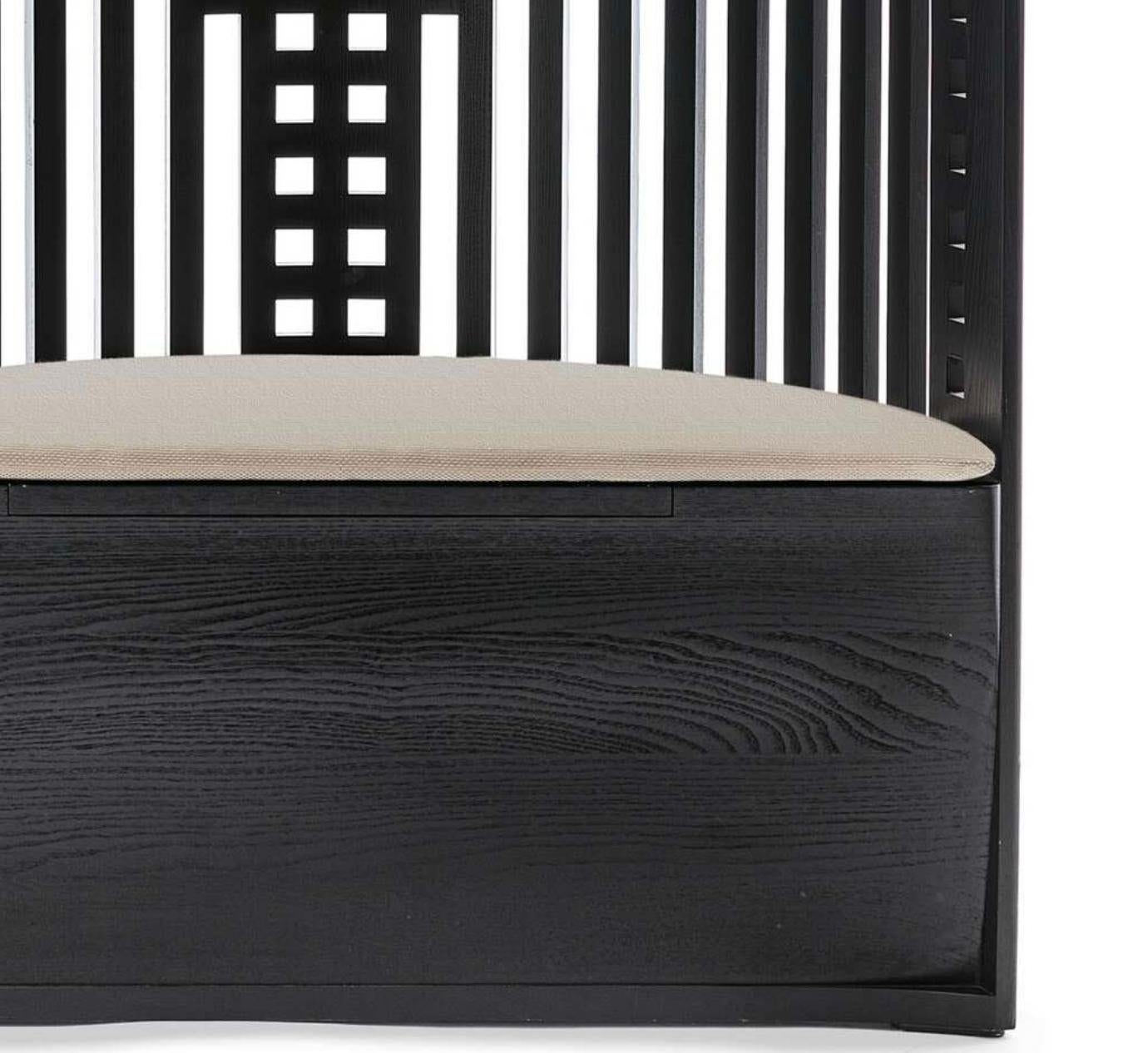 https://a.1stdibscdn.com/charlesrennie-mackintosh-willow-1-throne-like-armchair-for-cassina-for-sale-picture-6/f_14272/f_431597921736923458855/Captura_de_pantalla_2025_01_15_a_las_7_29_39_master.jpg