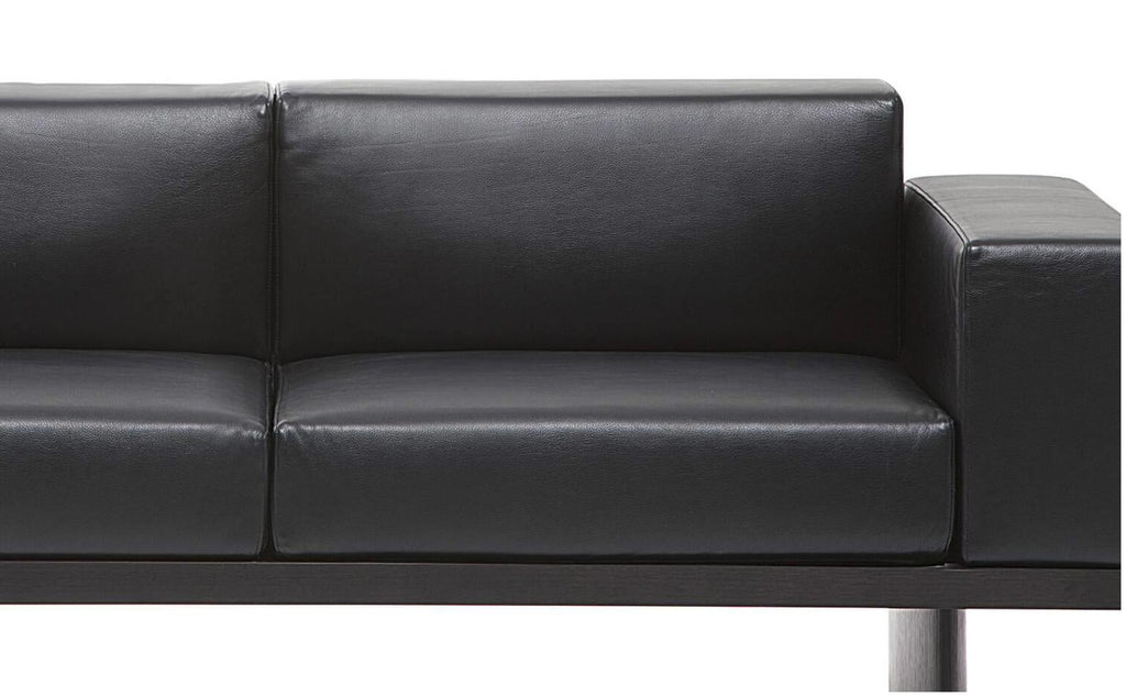 https://a.1stdibscdn.com/charlotte-perriand-refolo-sofa-for-cassina-for-sale-picture-8/f_14272/f_435796021739256718202/Captura_de_pantalla_2025_02_11_a_las_7_47_50_master.jpg