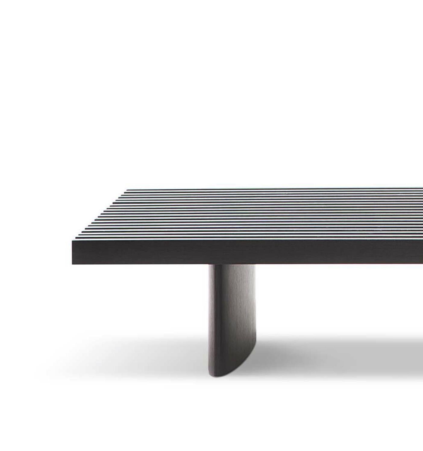 https://a.1stdibscdn.com/charlotte-perriand-refolo-sofa-for-cassina-for-sale-picture-6/f_14272/f_435796021739256718138/Captura_de_pantalla_2025_02_11_a_las_7_48_07_master.jpg