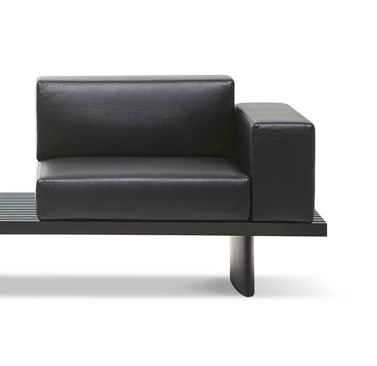 https://a.1stdibscdn.com/charlotte-perriand-refolo-sofa-for-cassina-for-sale-picture-3/f_14272/f_435797421739259505618/Captura_de_pantalla_2025_02_11_a_las_8_35_26_master.jpg
