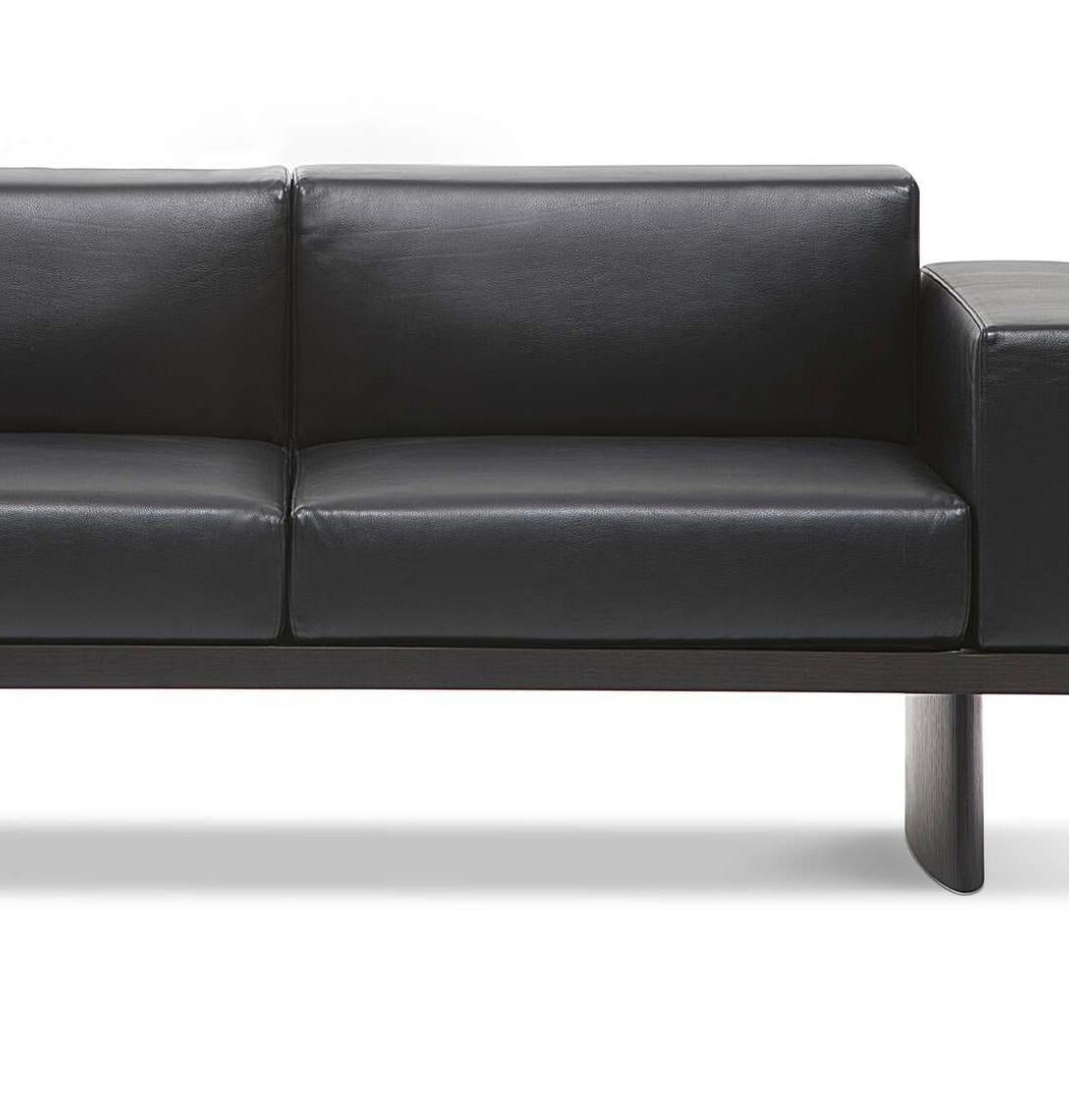 https://a.1stdibscdn.com/charlotte-perriand-refolo-sofa-for-cassina-for-sale-picture-5/f_14272/f_435798221739260523840/Captura_de_pantalla_2025_02_11_a_las_8_51_46_master.jpg