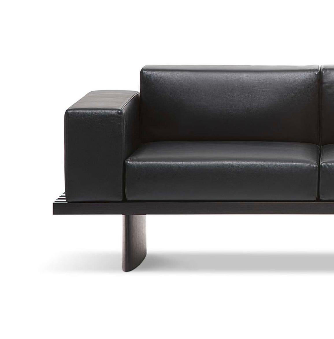 https://a.1stdibscdn.com/charlotte-perriand-refolo-sofa-for-cassina-for-sale-picture-7/f_14272/f_436009721739379283599/Captura_de_pantalla_2025_02_12_a_las_17_50_12_master.jpg