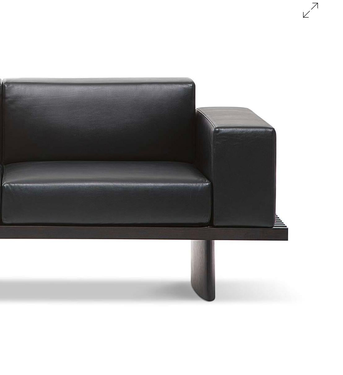 https://a.1stdibscdn.com/charlotte-perriand-refolo-sofa-for-cassina-for-sale-picture-3/f_14272/f_436009721739379283681/Captura_de_pantalla_2025_02_12_a_las_17_50_18_master.jpg