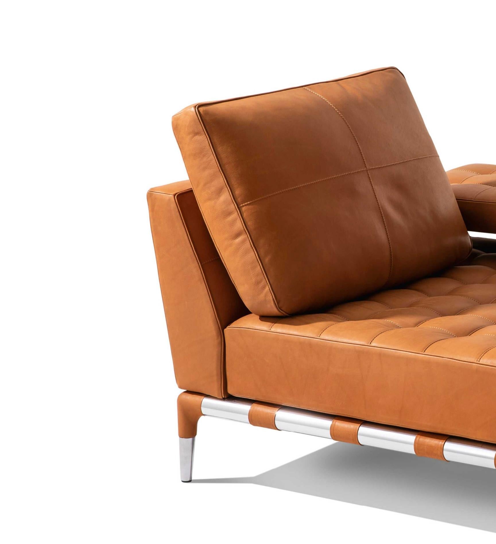 https://a.1stdibscdn.com/philippe-starck-prive-sofa-for-cassina-for-sale-picture-10/f_14272/f_436250521739514223975/Captura_de_pantalla_2025_02_14_a_las_7_16_07_master.jpg