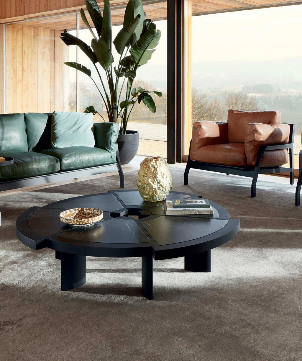 https://a.1stdibscdn.com/charlotte-perriand-rio-coffee-table-for-cassina-for-sale-picture-14/f_14272/f_436458221739617510404/Captura_de_pantalla_2025_02_15_a_las_12_02_41_master.jpg