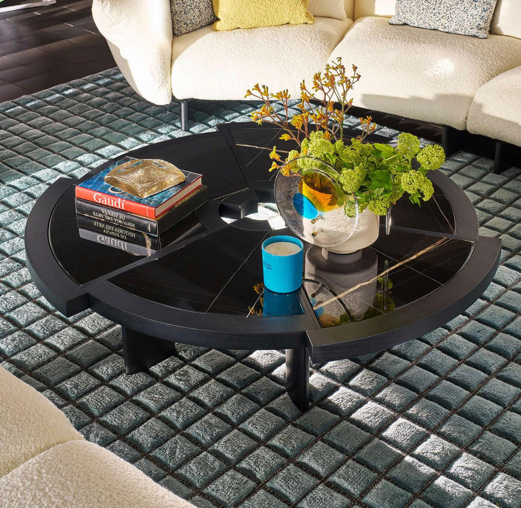 https://a.1stdibscdn.com/charlotte-perriand-rio-coffee-table-for-cassina-for-sale-picture-12/f_14272/f_436458221739617510292/Captura_de_pantalla_2025_02_15_a_las_12_03_05_master.jpg