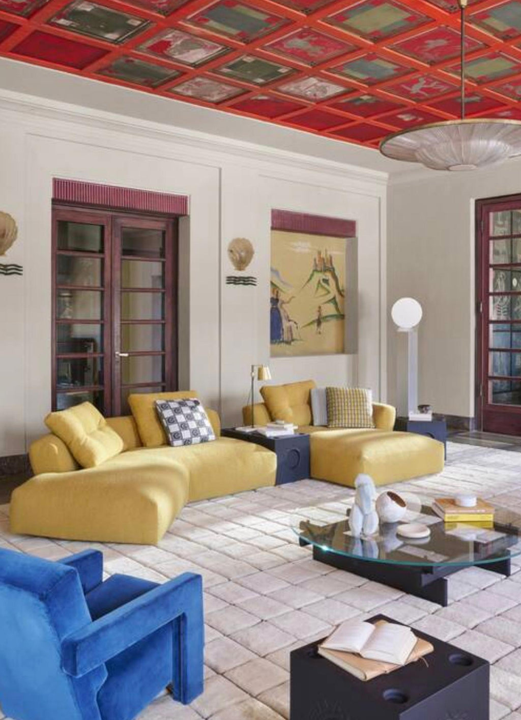 https://a.1stdibscdn.com/patricia-urquiola-sengu-coffee-table-for-cassina-for-sale-picture-16/f_14272/f_436570521739777767344/Captura_de_pantalla_2025_02_17_a_las_8_04_57_master.jpg