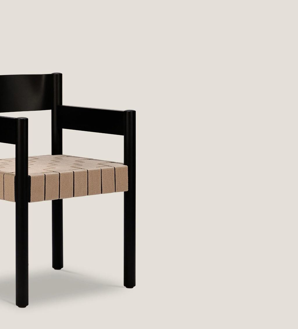 https://a.1stdibscdn.com/friis-and-moltke-norgaard-armchair-for-one-collection-for-sale-picture-3/f_14272/f_438777721741023362058/Captura_de_pantalla_2025_03_03_a_las_18_32_03_master.jpg