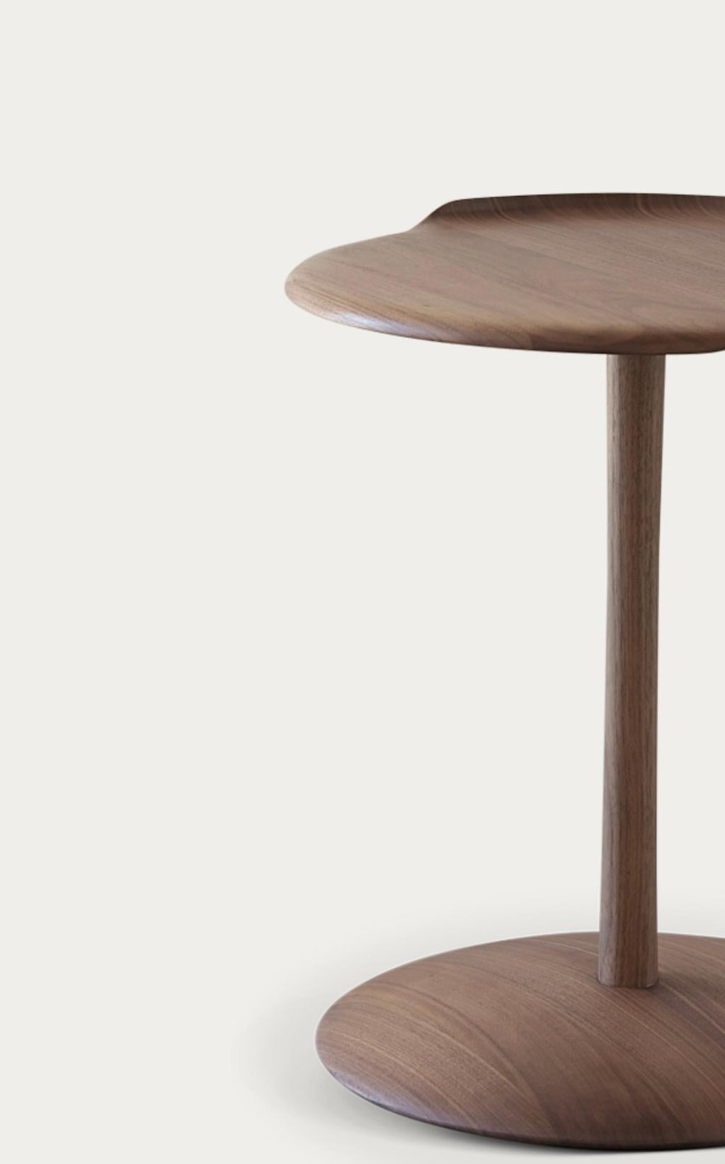 https://a.1stdibscdn.com/jonas-lyndby-jensen-akande-side-tbale-wood-types-walnut-for-one-collection-for-sale-picture-3/f_14272/f_438903621741089755817/Captura_de_pantalla_2025_03_04_a_las_12_57_05_master.jpg