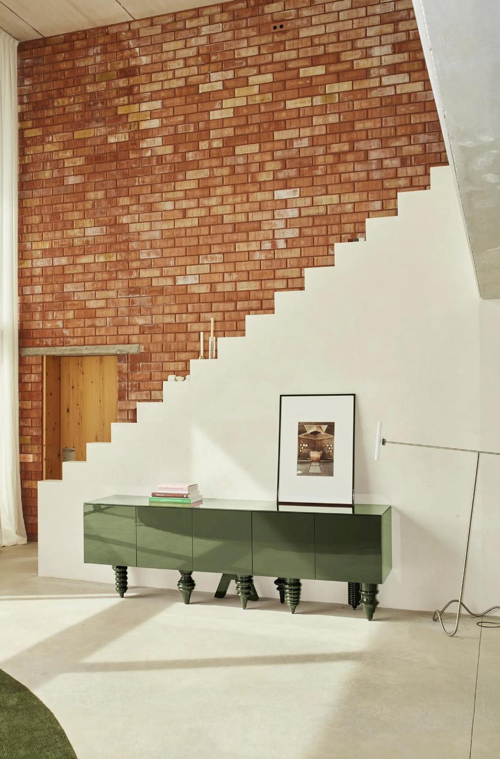 https://a.1stdibscdn.com/3m-multileg-cabinet-lacquered-in-green-by-jaime-hayon-for-bd-barcelona-for-sale-picture-9/f_14272/f_484273921768997103716/Captura_de_pantalla_2026_01_21_a_las_11_48_51_master.jpg