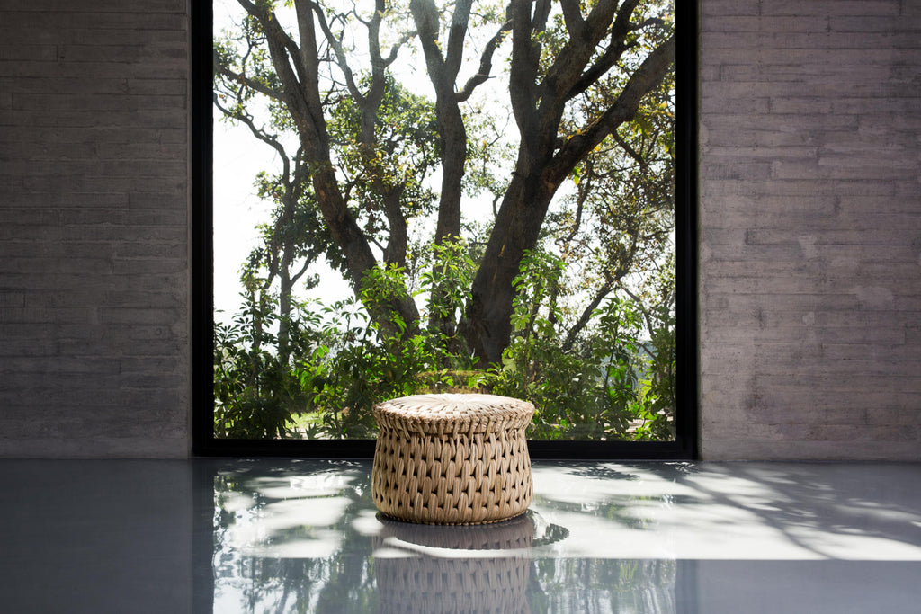 https://a.1stdibscdn.com/txt02-stool-by-txture-for-sale-picture-3/f_12192/f_338562821681762236238/Captura_de_pantalla_444__master.jpg