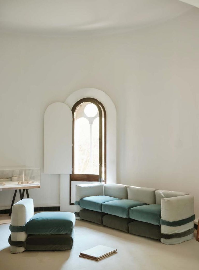 https://a.1stdibscdn.com/customizable-sofa-3-modules-pillow-by-muller-van-severen-sky-blue-corduroy-for-sale-picture-6/f_31233/f_486698921770283025256/Capture_d_cran_2026_02_04_12_42_13_master.jpg?width=768