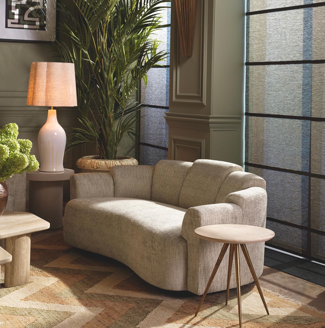 https://a.1stdibscdn.com/sofa-s-in-creststone-beige-fabric-with-black-base-for-sale-picture-11/f_15302/f_491802121773247613012/Capture_d_cran_2026_03_11_13_32_59_master.jpg
