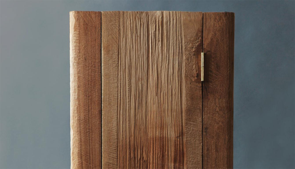 https://a.1stdibscdn.com/contemporary-brutalist-style-wardrobe-in-solid-oak-and-linseed-oil-for-sale-picture-4/f_31233/f_135075921548882970506/Capture_d_e_cran_2019_01_30_a_22_10_52_master.jpg