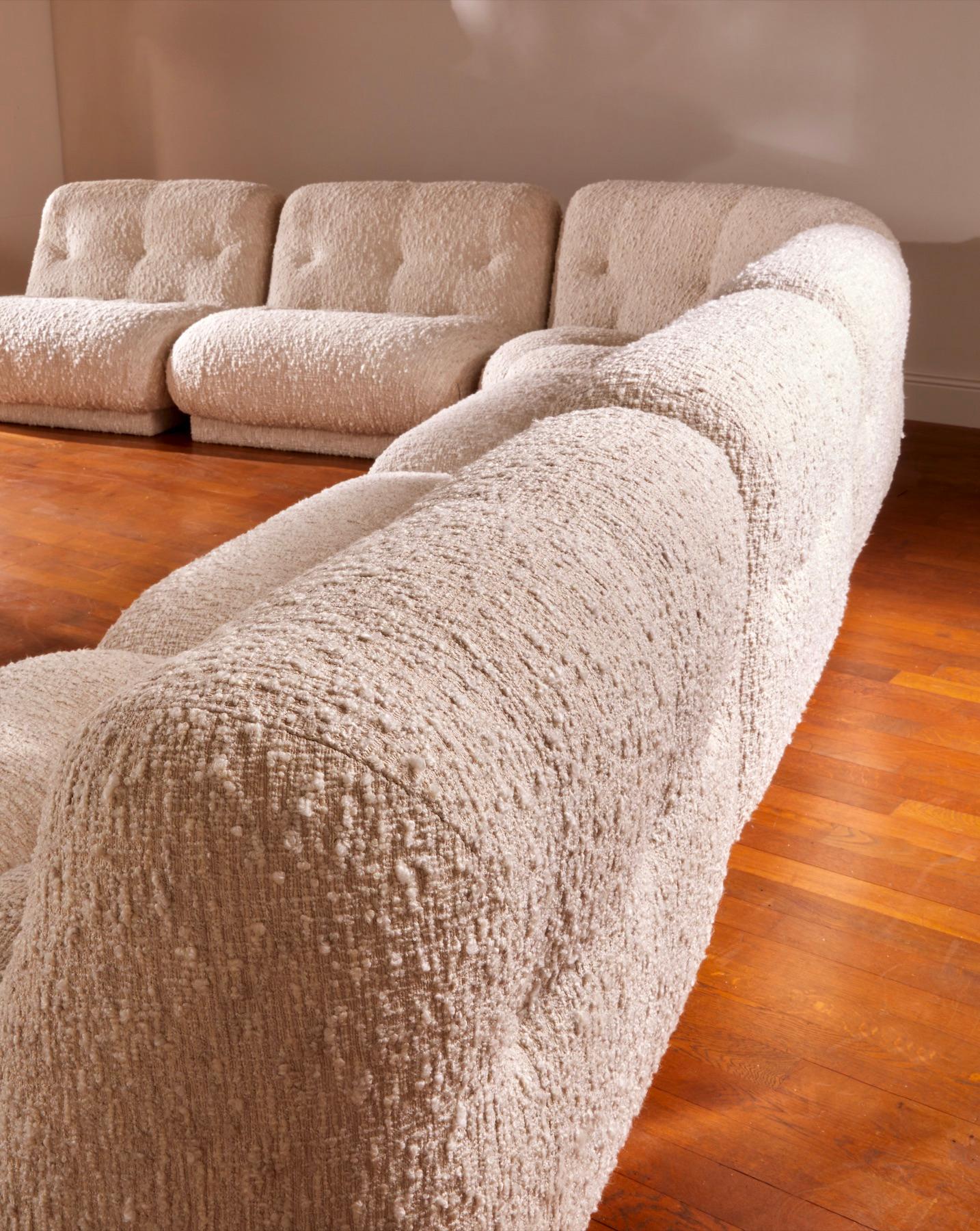https://a.1stdibscdn.com/customizable-modular-sofa-by-studio-glustin-for-sale-picture-4/f_9680/f_461016621754055660987/Capture_d_e_cran_2025_08_01_a_15_40_32_master.jpeg