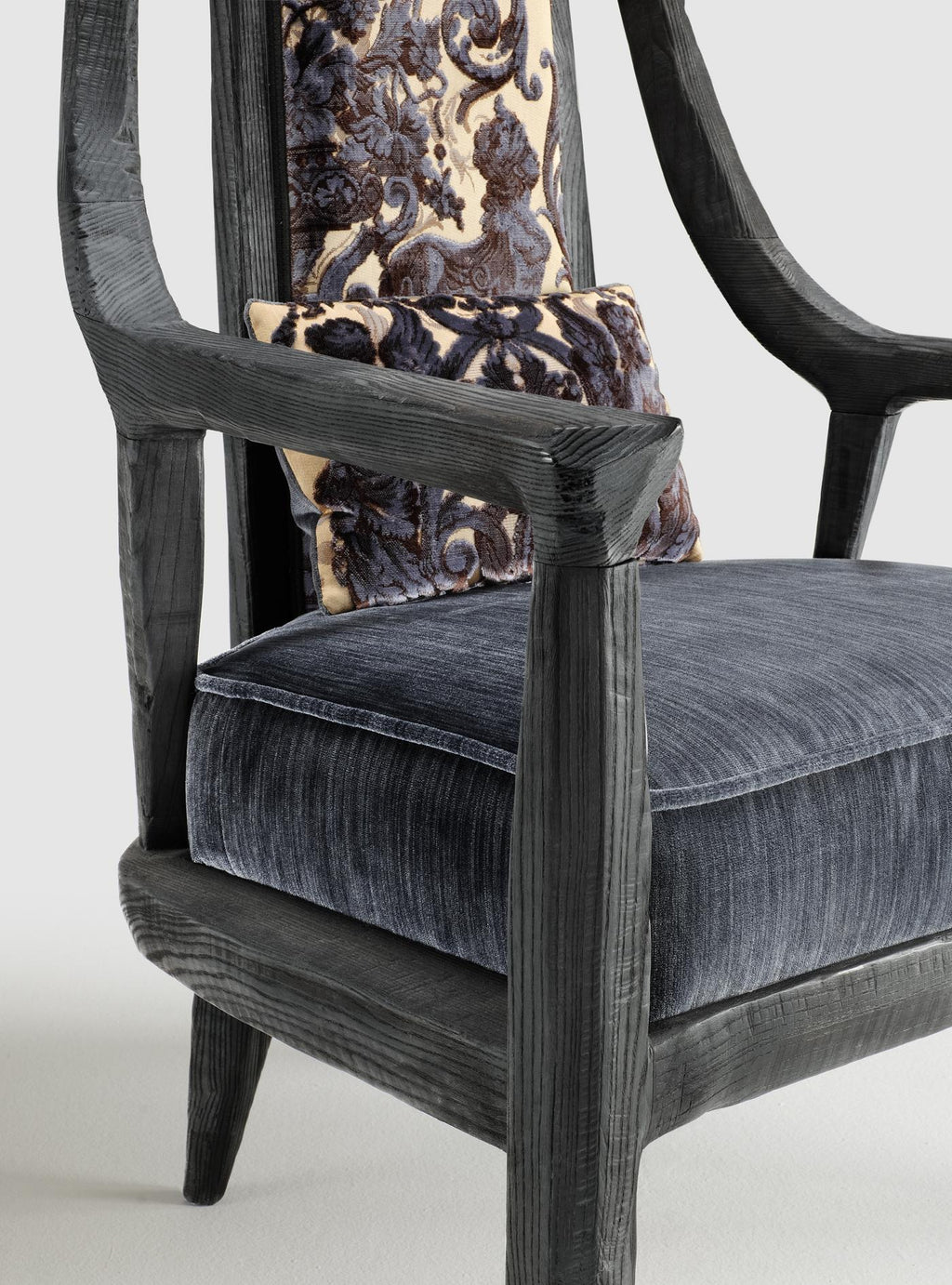 https://a.1stdibscdn.com/cariega-chair-by-vetralia-for-sale-picture-5/f_12192/f_477435821764347024557/Cariega_Chair_Giovanni_Luca_Ferreri_Vetralia_HR_det01_master.jpg