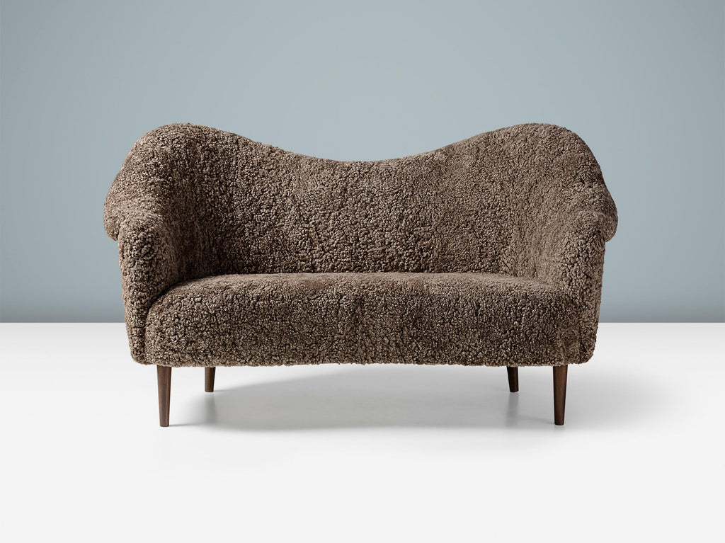 https://a.1stdibscdn.com/sheepskin-samspel-sofa-by-carl-malmsten-for-sale-picture-6/f_13332/f_435438621738971102854/Carl_Malmsten_Samspel_Sofa_OHS_Ver_Sahara12606_r1_layered_4000px_copy_master.jpg