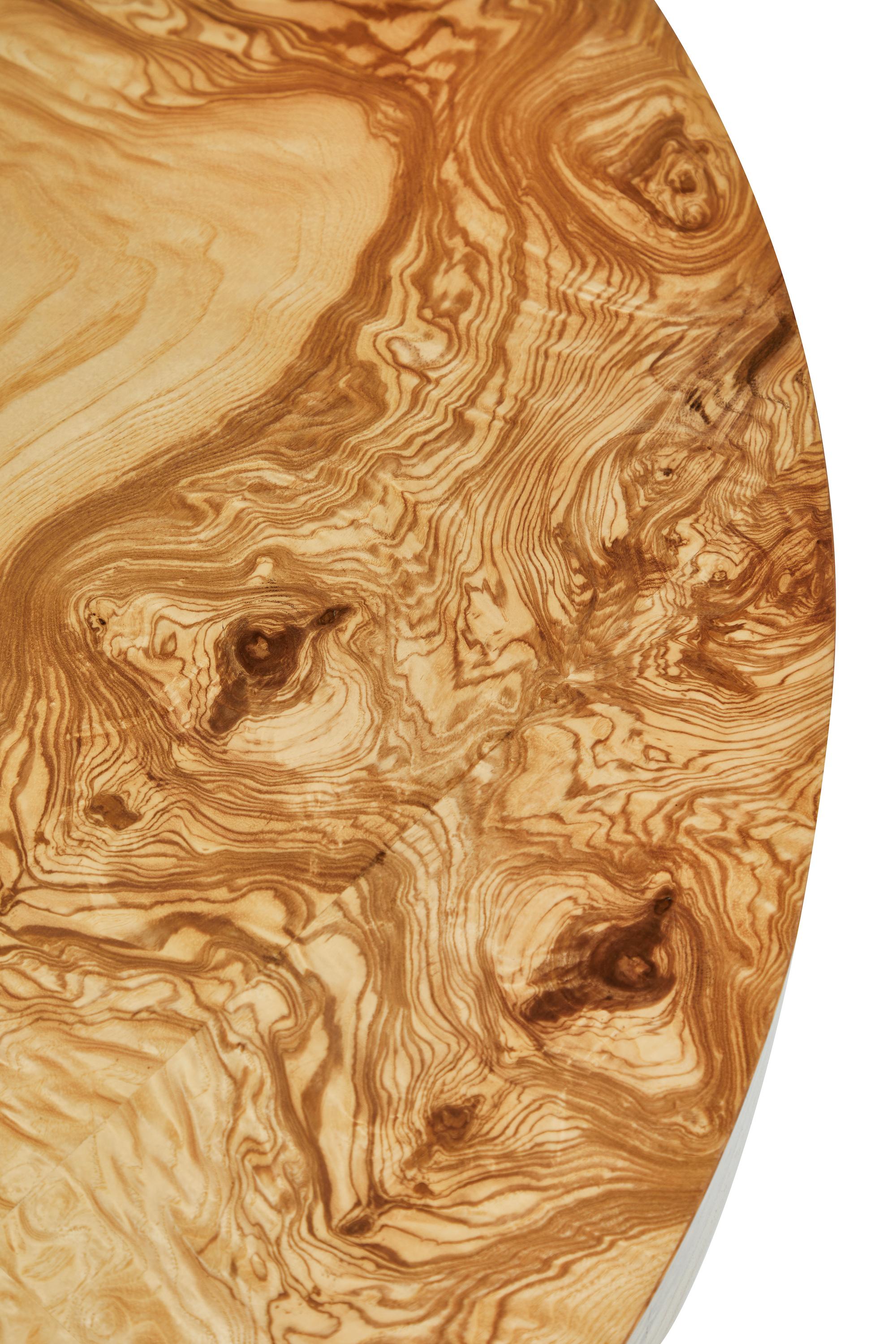 https://a.1stdibscdn.com/carlton-coffee-table-in-burl-wood-by-august-abode-for-sale-picture-10/f_56632/1617387938152/Carlton_Cocktail_Table_Stefani_Stein_for_August_Abode_9_master.jpg