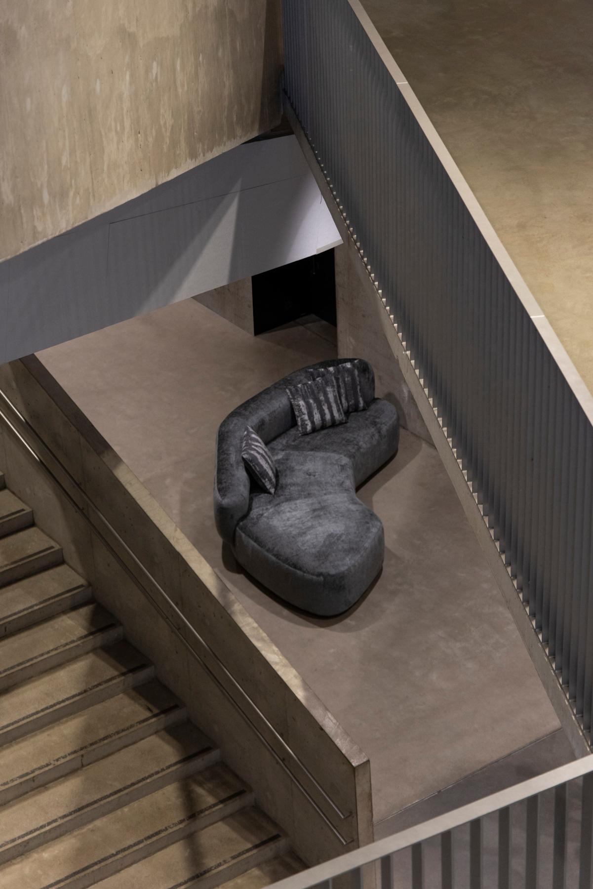 https://a.1stdibscdn.com/attilio-handcrafted-sofa-by-rytsola-finnish-italian-design-for-sale-picture-3/f_106372/f_492288521773482685920/Carola_Rytsola_Attilio_10_LR_master.JPG