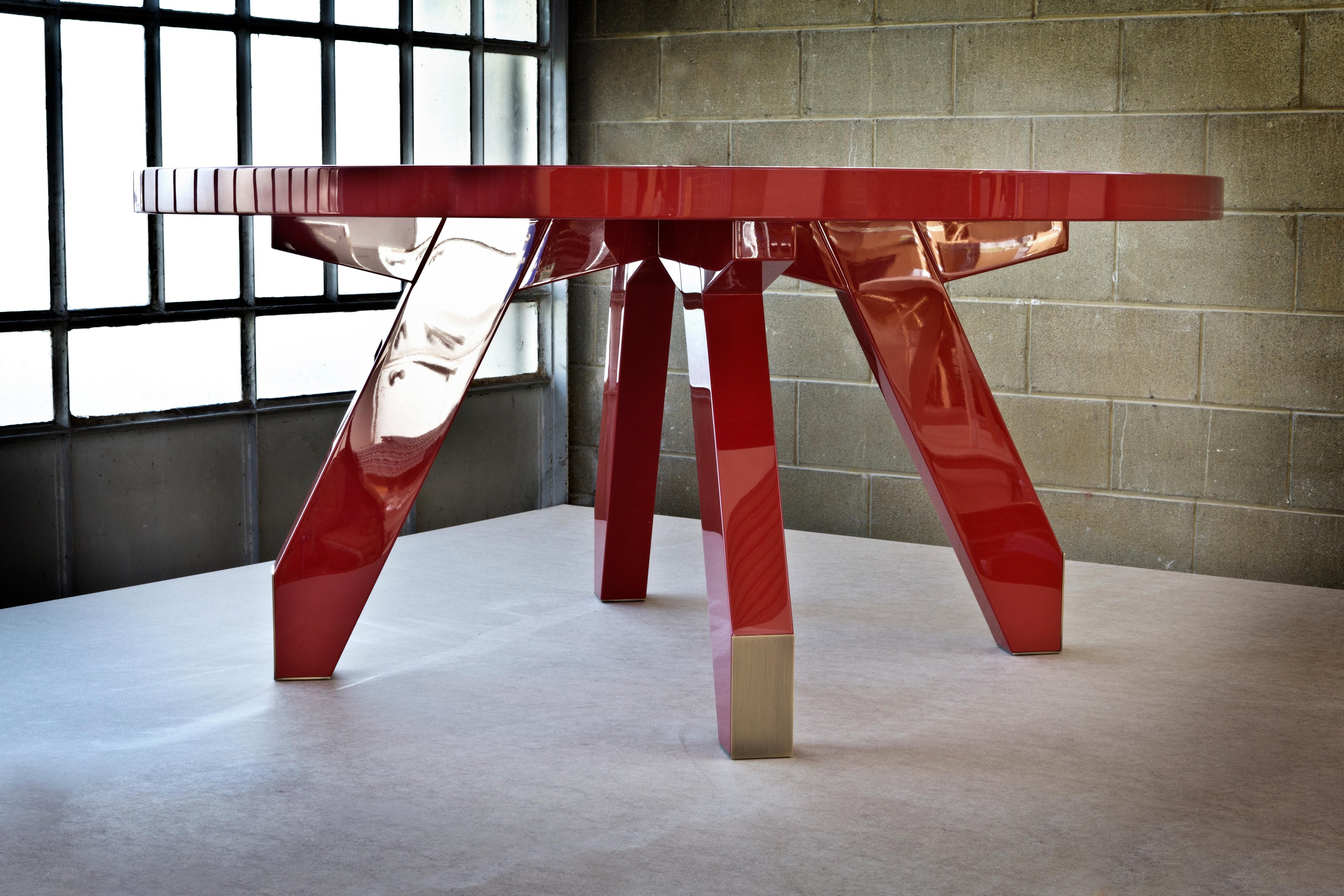 https://a.1stdibscdn.com/boscolo-the-round-table-lacquered-in-china-red-for-sale-picture-5/f_62722/f_278522421647622082892/Casa_Casati_Boscolo_02_master.jpg