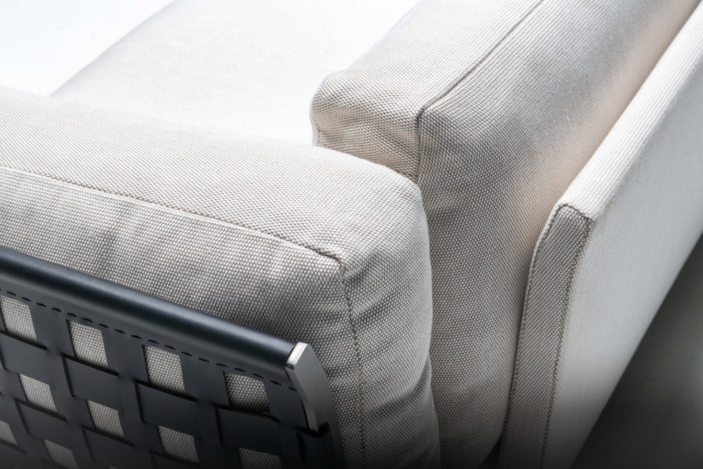 https://a.1stdibscdn.com/cestone-sofa-by-antonio-citterio-for-flexform-italy-2008-for-sale-picture-11/f_9334/f_377238421703778435461/Cestone_for_Flexform_3_Seater_11_master.jpg