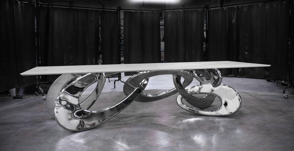 https://a.1stdibscdn.com/dining-table-rings-mirror-steel-base-sculpture-top-blue-onyx-marble-made-italy-for-sale-picture-6/f_22003/f_321506121673364233983/Chained_Up_Miami_barberini_and_gunnell_5_master.jpg