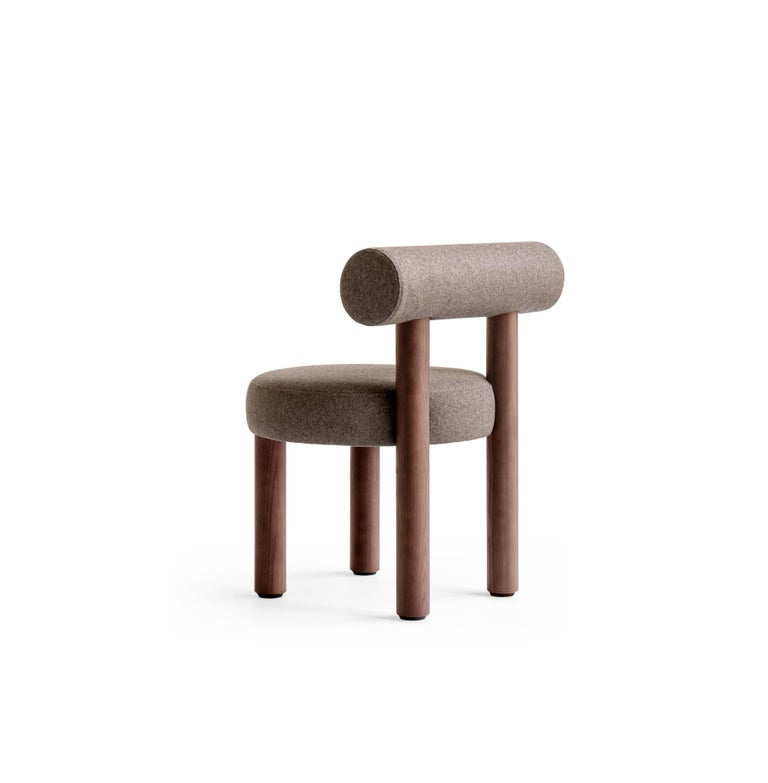 https://a.1stdibscdn.com/modern-chair-gropius-cs2-in-wool-fabric-with-wooden-legs-by-noom-for-sale-picture-9/f_42321/f_178154821623597881325/Chair_Gropius_CS2_by_NOOM_6__master.jpg?width=768