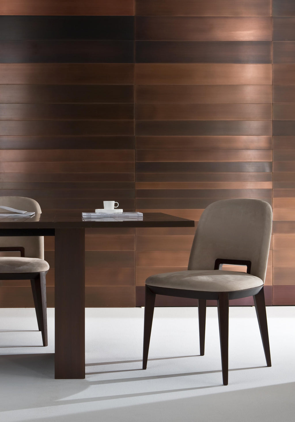 https://a.1stdibscdn.com/laurameroni-margaret-modern-velvet-chair-by-cesare-arosio-for-sale-picture-6/f_52792/f_235690521666605180486/Chair_Margaret_Laurameroni_00003_master.jpg