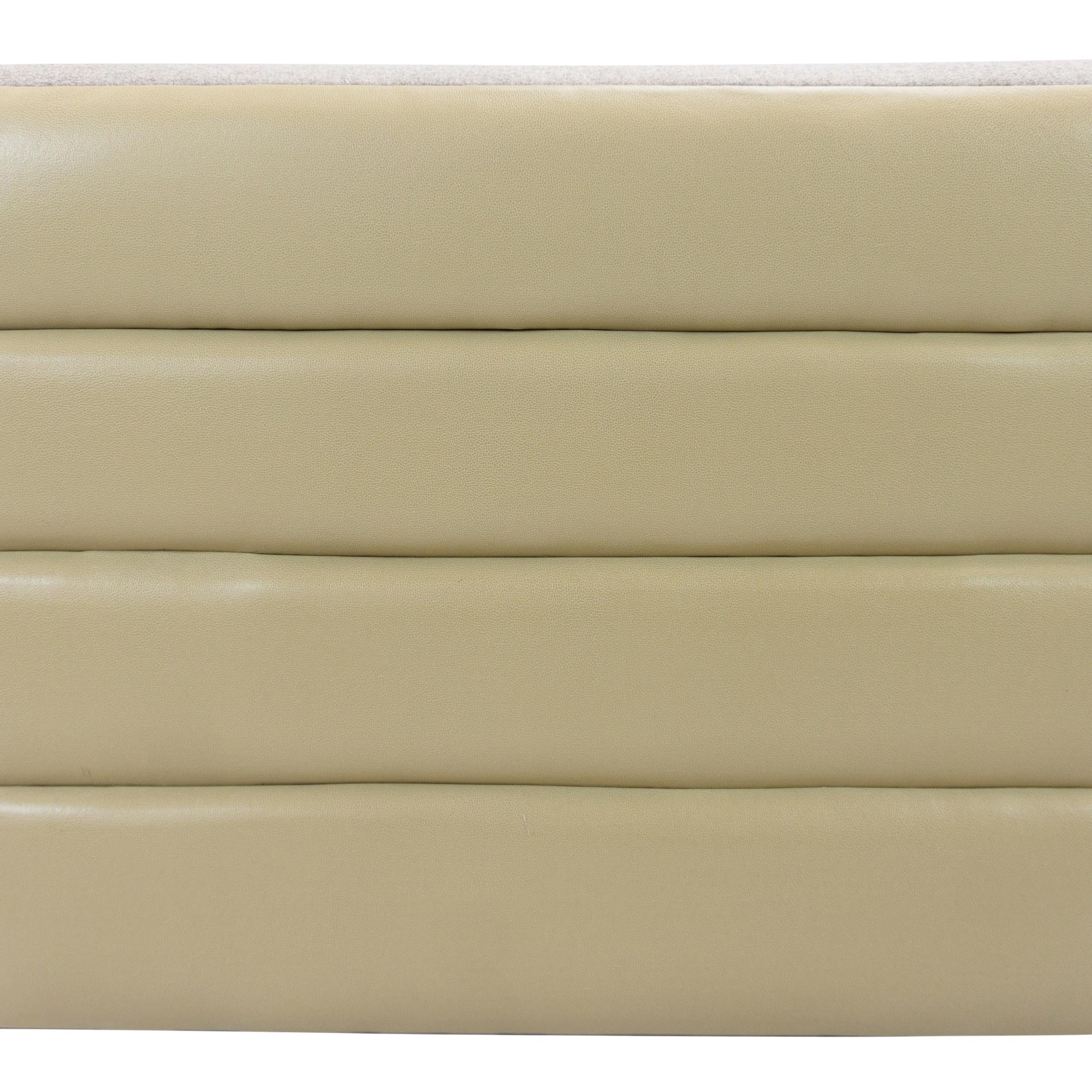 https://a.1stdibscdn.com/club-sofa-with-channel-tufting-customizable-for-sale-picture-10/f_21233/f_343996121684771400872/Channeled_Back_Love_Seat_Back_Detail_master.jpg