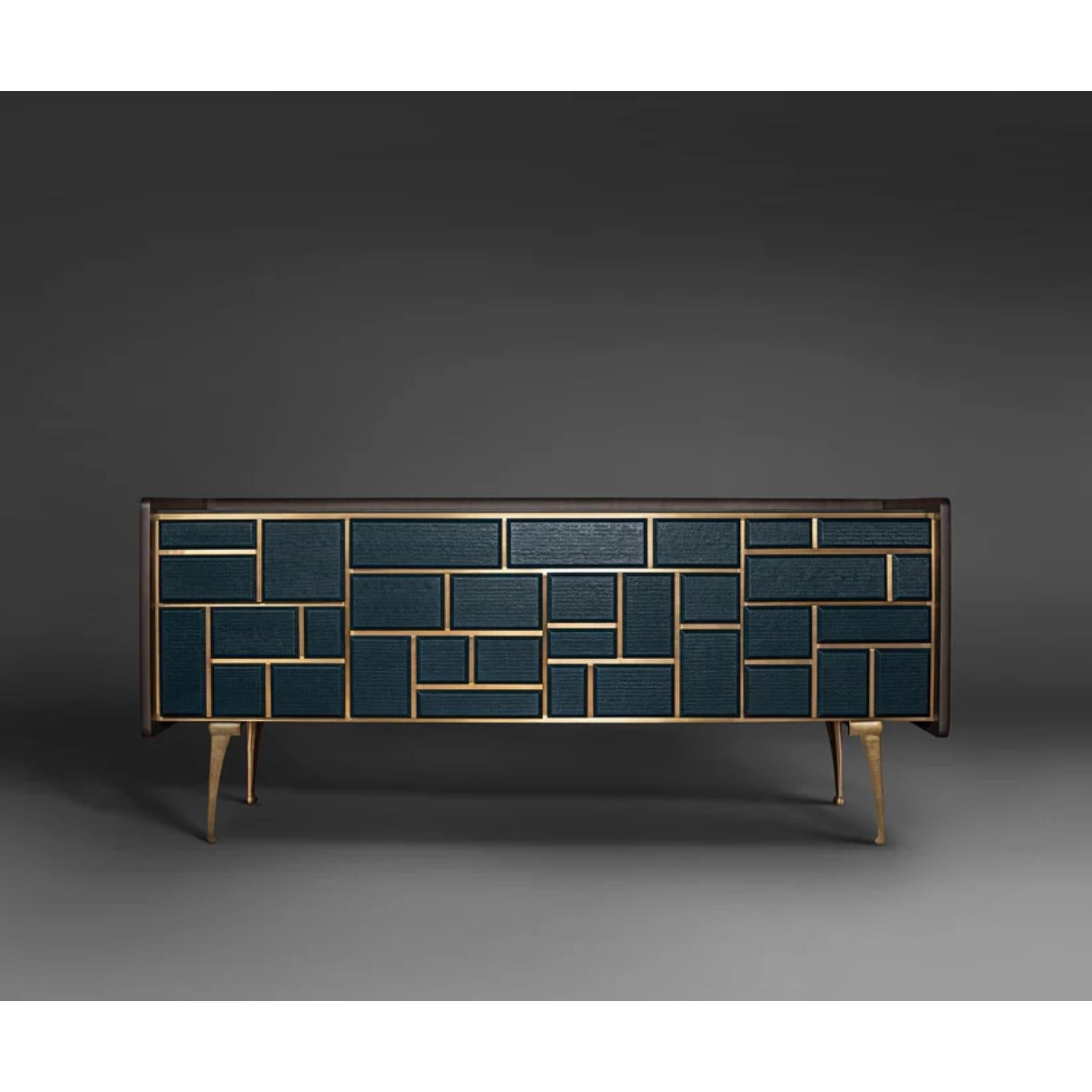 https://a.1stdibscdn.com/charles-serving-credenza-by-madheke-for-sale-picture-2/f_12192/f_487941421770985862780/Charles_Serving_Credenza_Madheke_master.jpg