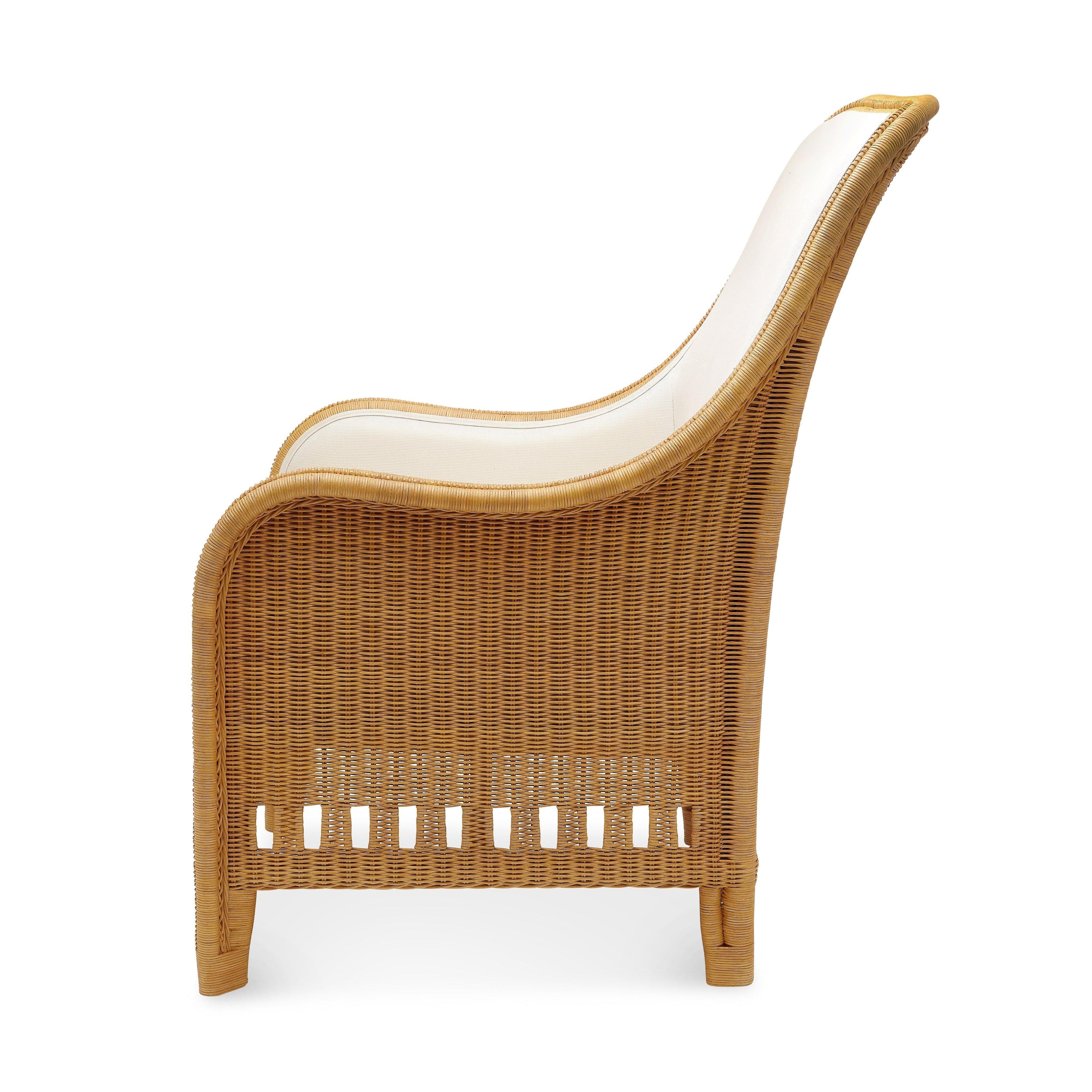 https://a.1stdibscdn.com/bunny-williams-home-charleston-armchair-for-sale-picture-3/f_83572/f_465180421757351121445/CharlestonArmChair_3_master.jpg