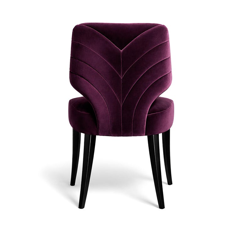https://a.1stdibscdn.com/couture-dining-chair-in-hand-tailored-upholstery-hollywood-regency-style-for-sale-picture-4/f_27693/f_491129921772833488200/ChatGPT_Image_Feb_24_2026_10_40_00_AM_upscaled_master.jpg?width=768