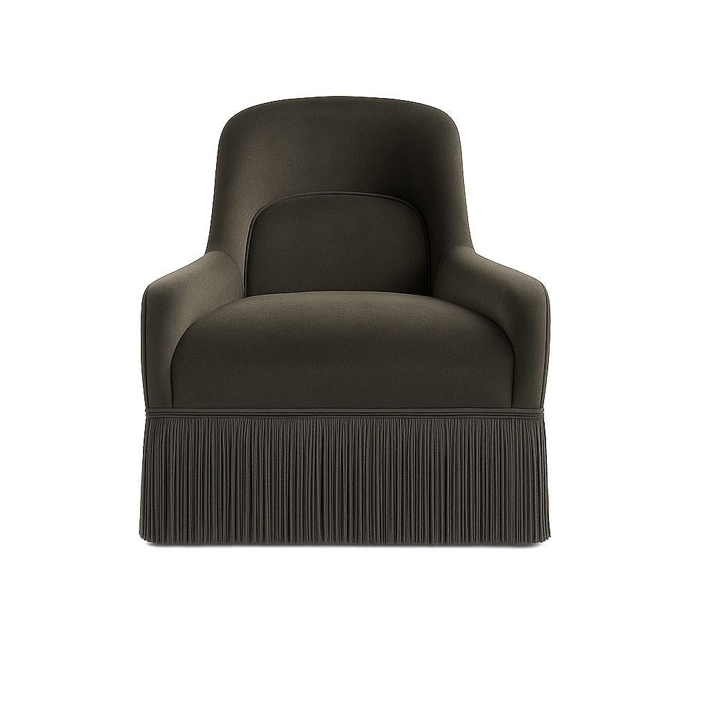 https://a.1stdibscdn.com/set-of-two-montreux-armchairs-in-retro-style-in-custom-high-performance-velvet-for-sale-picture-3/f_27693/f_453493721749249150771/ChatGPT_Image_Jun_6_2025_02_01_43_PM_master.jpeg