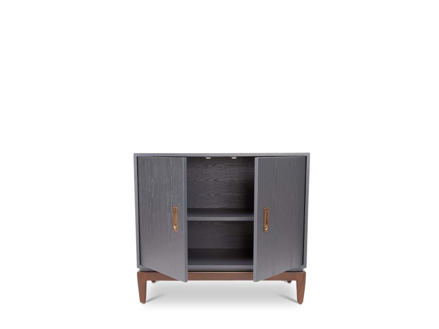 https://a.1stdibscdn.com/2-door-arcadia-cabinet-by-lawson-fenning-for-sale-picture-4/f_8060/f_409981921723140758966/Cheating_Heart_Base_Dark_Walnut_Antique_Brass_4_master.jpg
