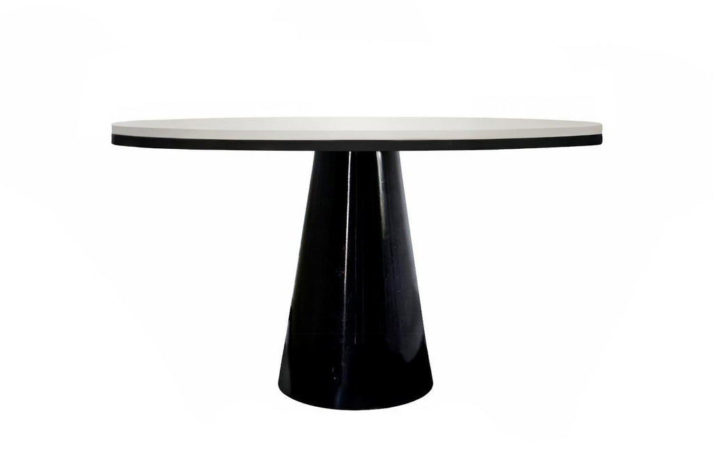 https://a.1stdibscdn.com/postmodern-black-and-white-gloss-lacquer-pedestal-dining-table-chi-for-sale-picture-2/f_105132/f_459830121753270137441/Chi_2_master.jpg