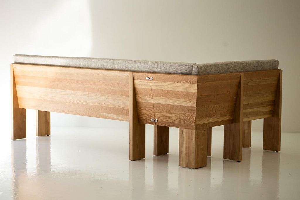 https://a.1stdibscdn.com/chile-modern-dining-banquette-for-sale-picture-7/f_9720/f_305449221663946727889/Chile_Modern_Dining_Banquette_07_master.jpg